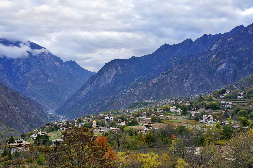 Traditional Tibetan houses in Zhonglu Village, Danba, Kham region